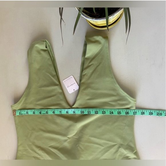 NWT Free People | Keep It Sleek Bodysuit in Oasis Green Size XL - Picture 4 of 7